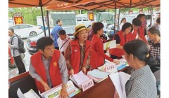 黔江:九三农业专家服务下乡送农技