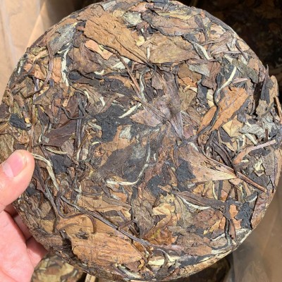 福鼎的白茶2010年磻溪老白茶寿眉饼枣香贡眉饼茶350克厂家直供图2