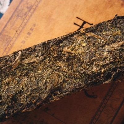 原料压制老茶砖安化黑茶1000克天尖茯2斤金花茯茶手 工茯茶图3