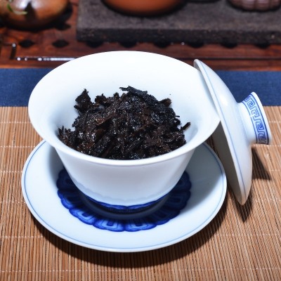 延初茶业 03年宫廷普洱勐海七子饼茶 珍藏普洱熟茶 饼茶 云南茶叶图4