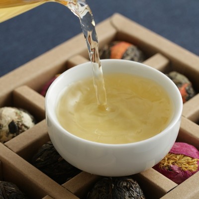 大量批发云南普洱茶 玫瑰茉莉花生茶龙珠乔木沱茶6味18颗 花茶礼盒图3