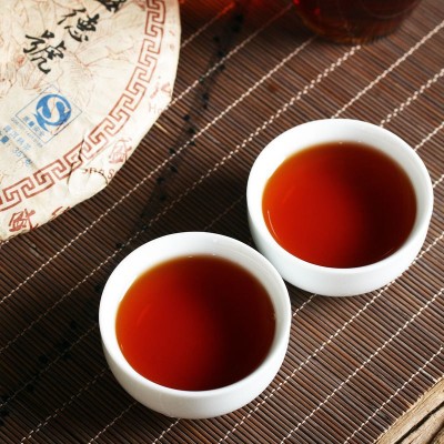十年老陈茶普洱茶熟茶云南普洱熟茶老班章茶饼357熟普茶叶批发图3